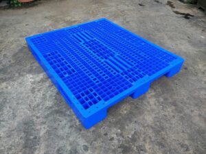 pallet nhua 1200x1200x150mm 3 chan suot anh 6