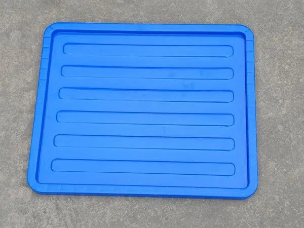 Thùng nhựa B1 dùng chung 1 loại nắp đậy có kích thước 610x420mm